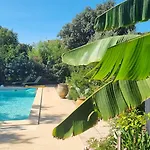 L'ecrin De La Garrigue Casa de Férias Saint-Siffret